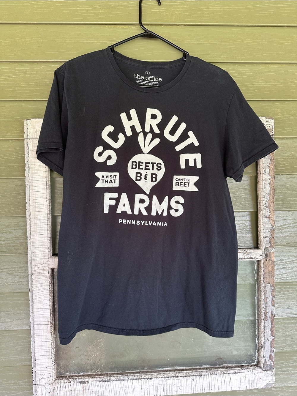 The Office Schrute Farms Graphic T-Shirt - Black